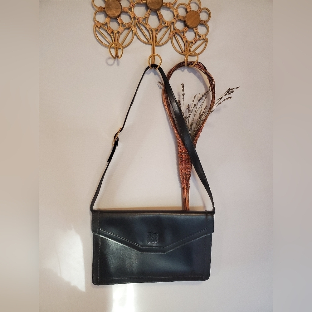 Anne Klein Vintage Black Leather Crossbody